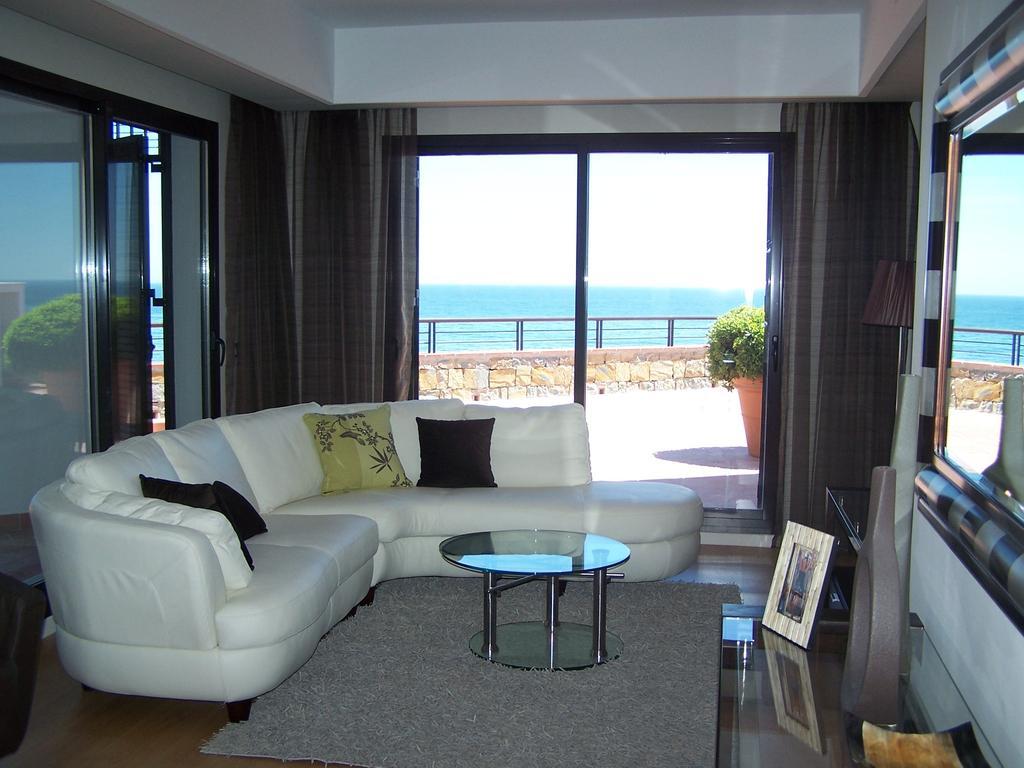 Albayt Beach Casares Bilik gambar