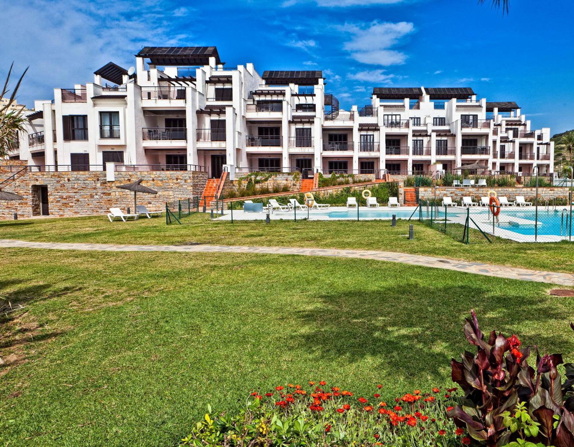 Albayt Beach Casares Luaran gambar